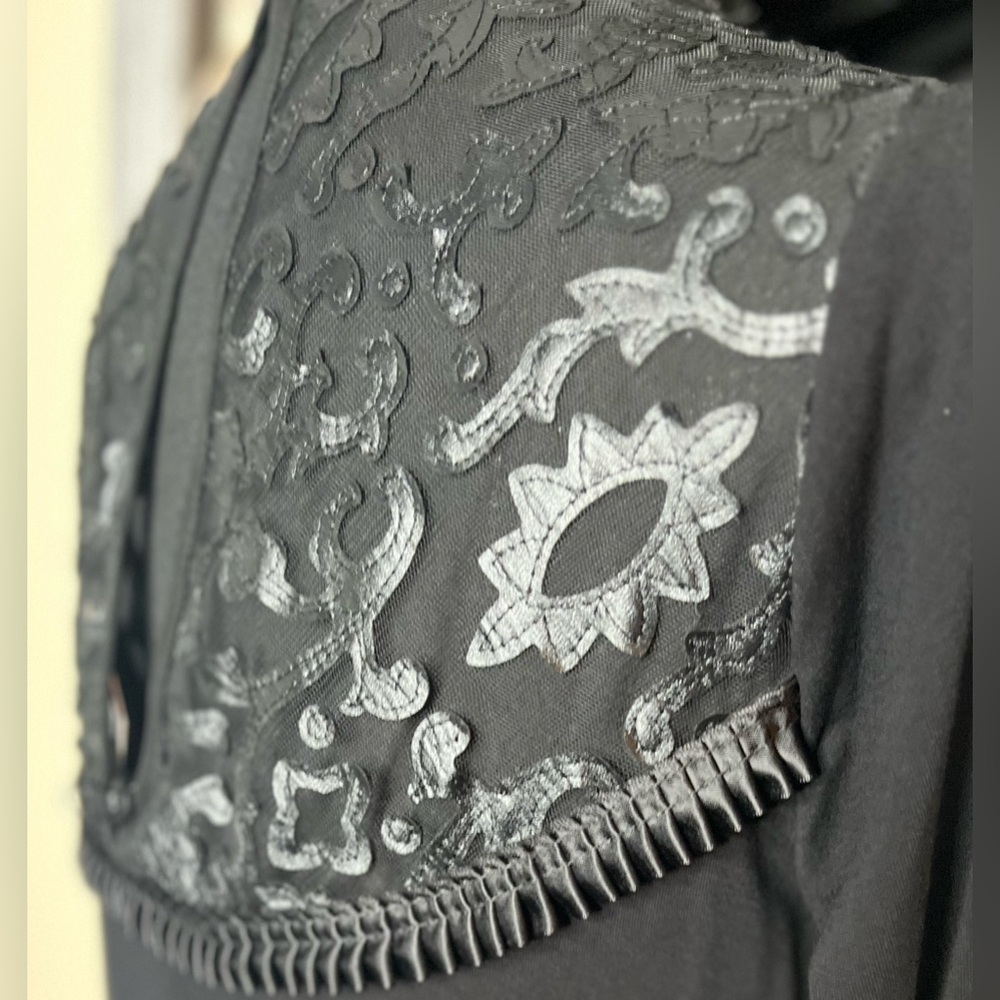 🤩 NEW ITEM! Analili Irma Ruched Tunic Dress Black Asymmetrical Midi Knee Length - Picture 8 of 13